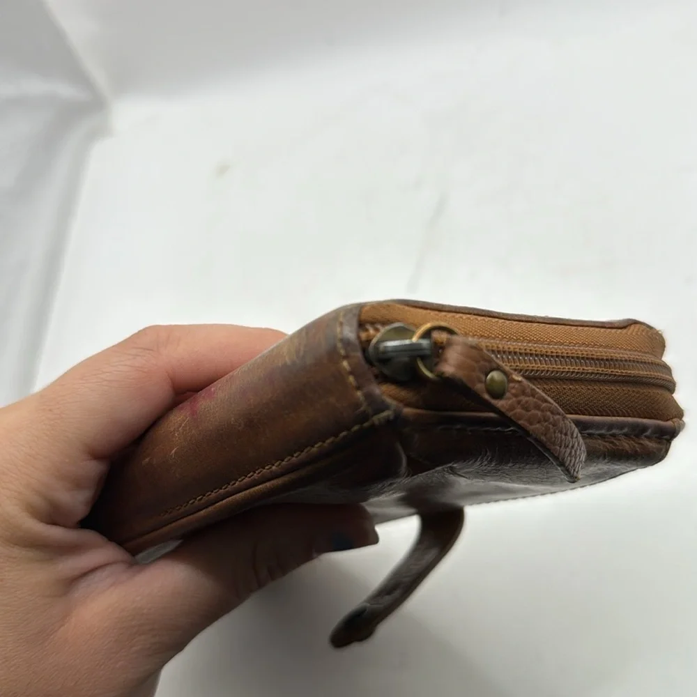 The Sak good preowned